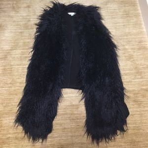 Cabi Saggy Faux Fur Vest